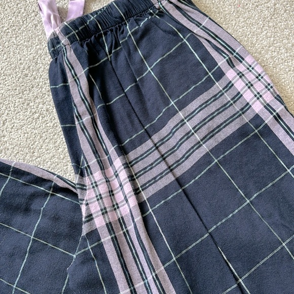 Victoria’s Secret Lounge Pants - Picture 2 of 4